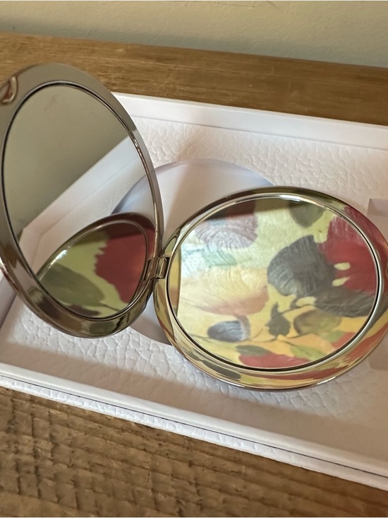 Dior Silver Double Mirror Compact w/Box NO LIPSTICK - Picture 5 of 5